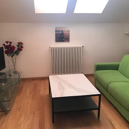 Apartment With Cathedral View דירה קושיצה