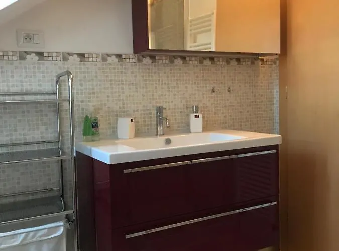 דירה Apartment With Cathedral View *